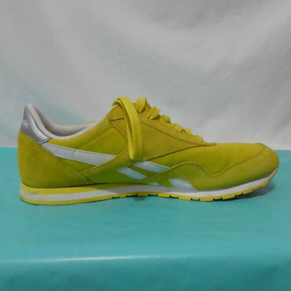 REEBOK - Classic | size 9.5 | Golden Haze - Chalk Lace-Up Sneaker - Picture 9 of 15